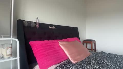 alexajefferies online show from November 4, 9:53 pm