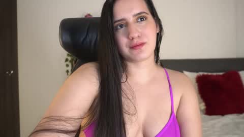 alexajhonsonof online show from February 15, 11:15 pm