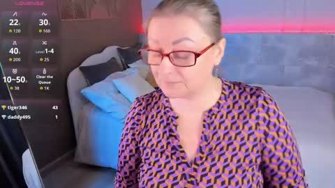 Alexandra online show from April 1, 9:56 pm