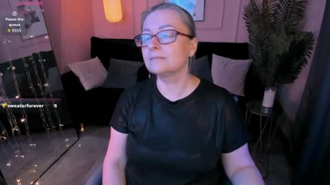 Alexandra online show from March 31, 8:53 pm