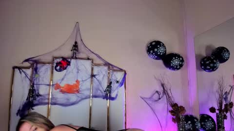 alexandraa_gomez online show from October 30, 8:21 pm