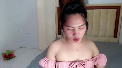 Andrea online show from October 16, 5:04 pm