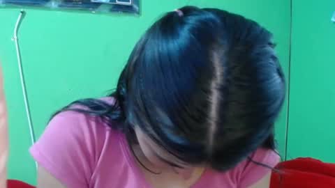 alexandrasaen online show from January 6, 9:32 pm