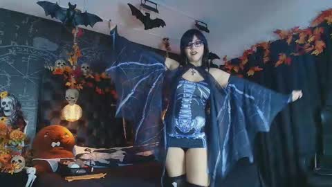 Alex online show from October 16, 7:05 pm