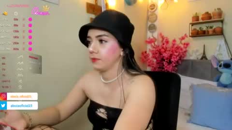 alexia_fit23 online show from July 19, 2:19 pm