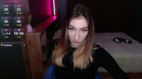 Alexis online show from October 24, 6:48 pm