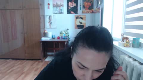 AlexisMillers online show from March 16, 9:46 am