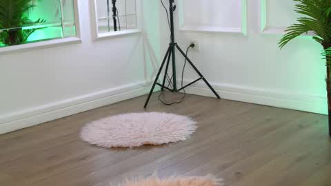 alexxiskye online show from September 12, 6:14 am