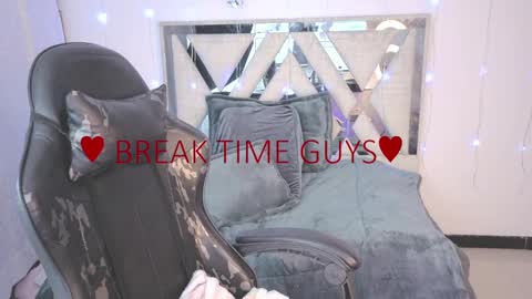 Carolina Join The Fan Club  online show from October 13, 2:58 am