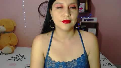 alixia online show from April 10, 9:43 pm