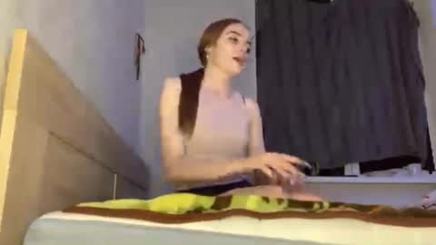 Alia online show from October 23, 7:31 pm