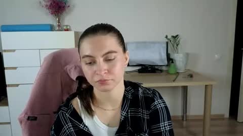 Alice online show from September 29, 4:45 pm