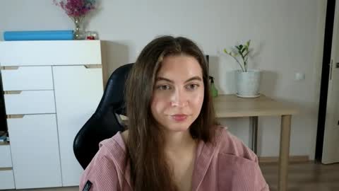 Alice online show from October 11, 4:10 pm