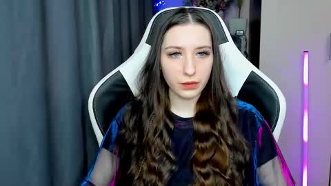 Alice online show from December 1, 1:25 pm