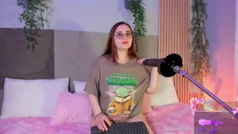 Mey online show from April 5, 4:28 pm