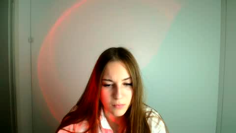Alice online show from June 20, 11:25 am