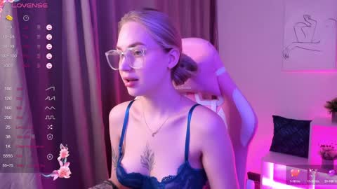 Alice online show from February 8, 10:19 pm