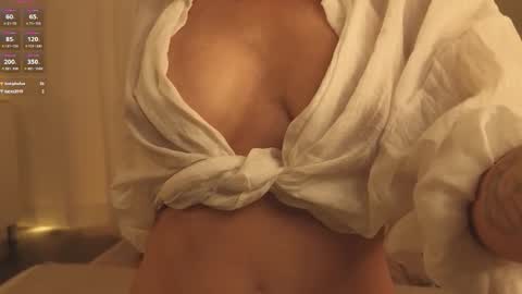 alice_eva online show from September 17, 2:37 pm