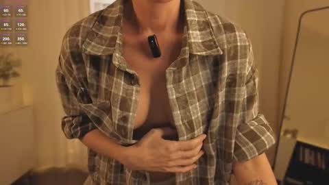 alice_eva online show from September 26, 11:41 am