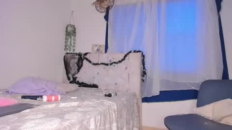 ALICE    Alice guzman online show from October 30, 9:16 pm