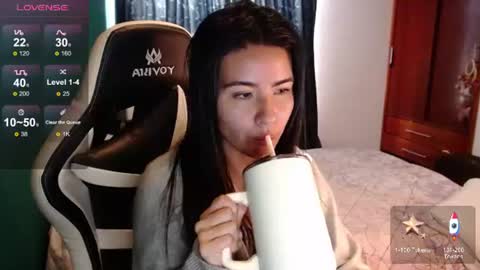 Alice online show from June 11, 6:38 pm