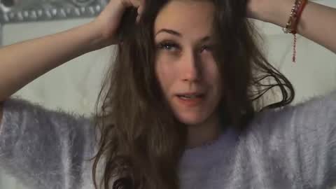 AliceMunro online show from March 21, 9:42 pm