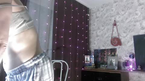 bigclit daddy squirt bigdildo fit online show from December 28, 9:40 pm