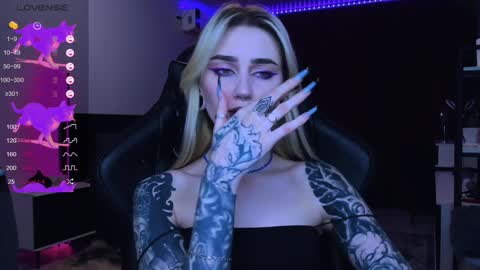 Alice online show from January 26, 5:55 pm