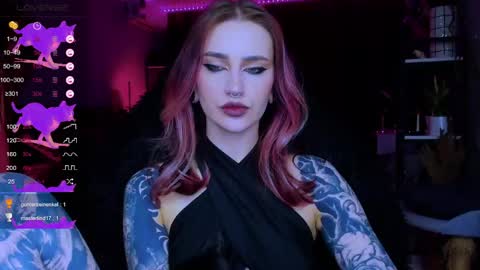 Alice online show from April 18, 6:43 pm