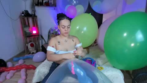 Alice online show from January 20, 4:01 pm