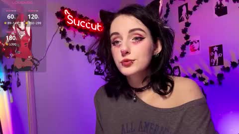 alice_succubus online show from October 18, 7:37 pm