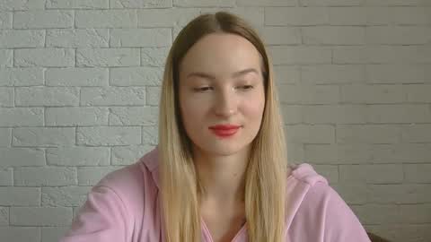 Alice online show from October 10, 11:15 am