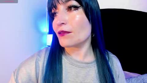 Alice online show from September 26, 9:01 pm