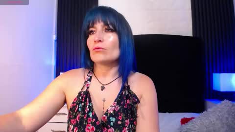 Alice online show from October 17, 7:50 pm