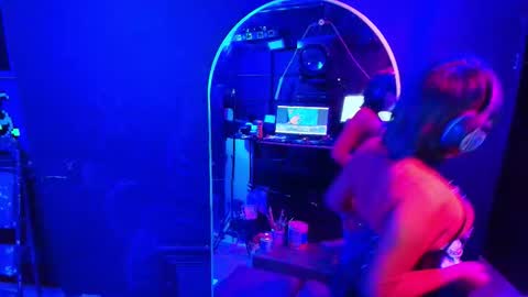 alice_von_rose online show from November 19, 9:26 pm