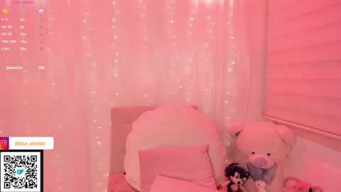 Alice  online show from September 25, 7:23 pm