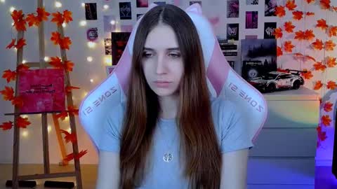 alicecharmy online show from November 4, 7:35 am