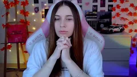 alicecharmy online show from November 15, 8:26 am