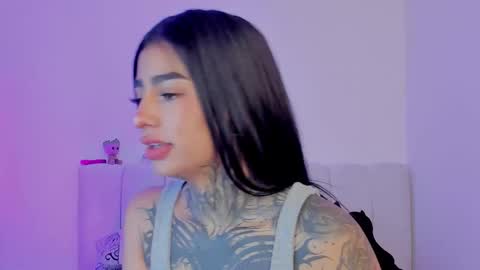 Alice  online show from September 30, 6:02 pm