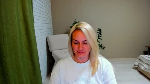 Alicee online show from September 22, 7:56 pm