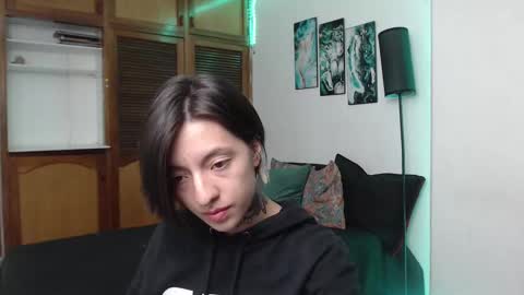 alicee_logan_ online show from September 11, 2:12 am