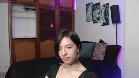 alicee_logan_ online show from September 15, 2:31 am