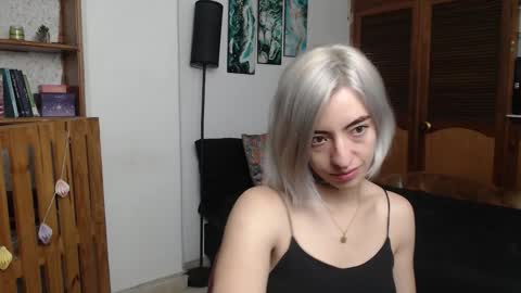 alicee_logan_ online show from February 22, 2:34 am