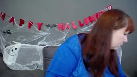 AliceInks online show from October 26, 7:04 am