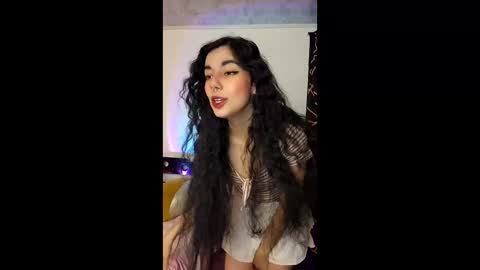 Alicekingdom online show from January 9, 12:59 am