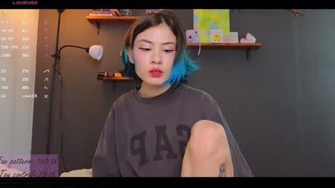 Alice  vacation  online show from March 2, 10:02 pm