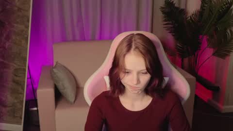 alicekruze online show from June 5, 6:52 am