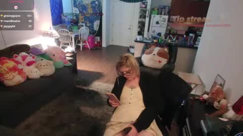 Alice Liddell online show from September 20, 5:50 am