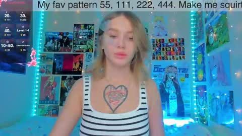 Alice  online show from December 14, 9:51 am