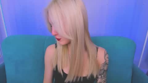 alicemonro online show from October 14, 8:39 am